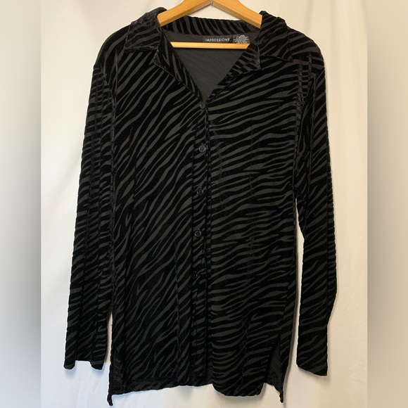 Impressions Vintage Zebra Button Up - Picture 1 of 3